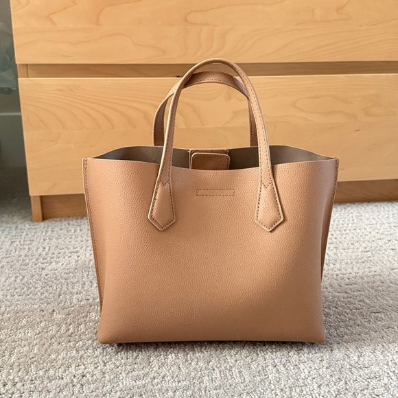 Quince Italian Leather Small Triple Compartment Tote / Cappuccino - Picture 3 of 13